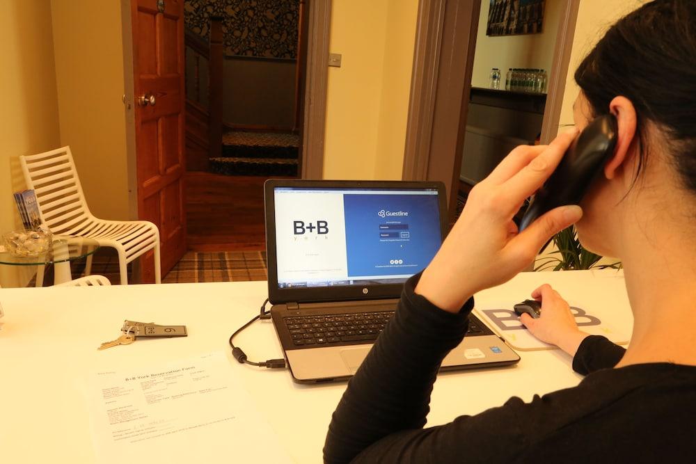 B+B York 4* York